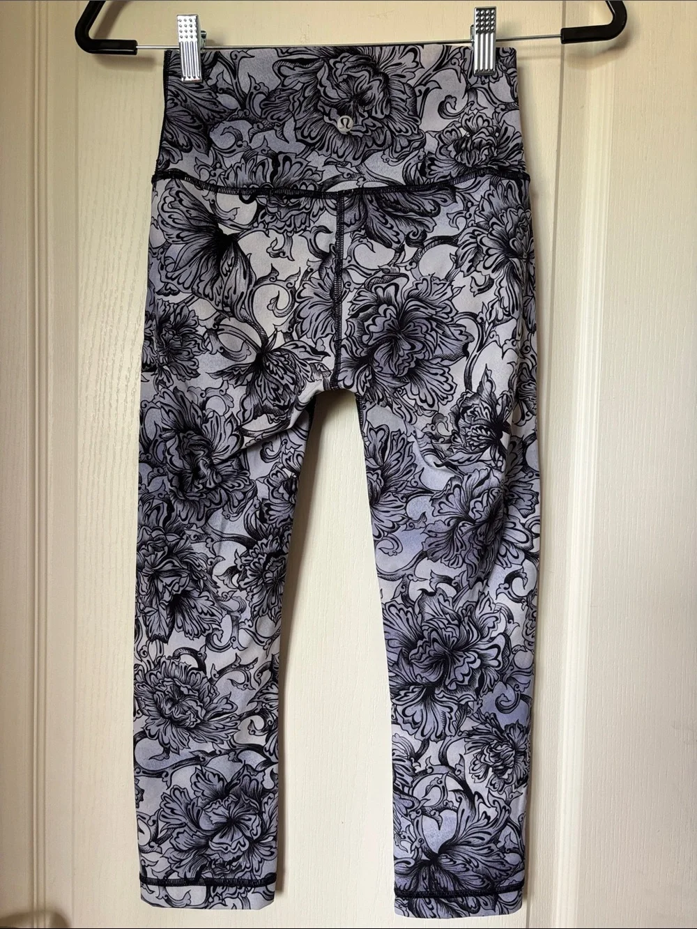 Lululemon Floral High Rise Leggings Blue Black Print Yoga Pants
